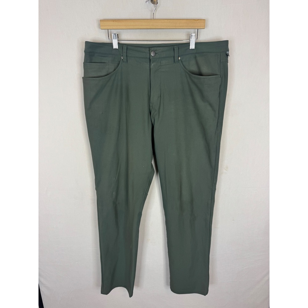 Lululemon ABC Pant Classic Fit 34 Warpstreme Olive Green Mens 38X34 LM5368S
